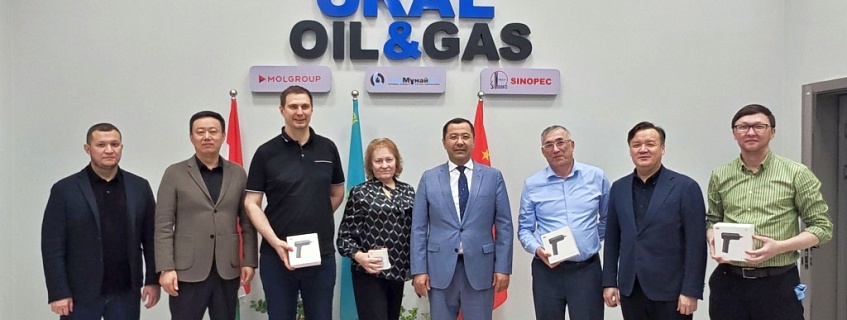 "Урал Ойл энд Газ" ЖШС басшылығы әріптестерін Геолог күнімен құттықтады